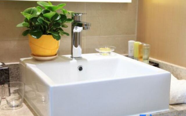 Yitel Hotel (Harbin Heping Road Traditional Chinese Medicine University)