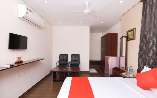 Palm tree serviced apartments
