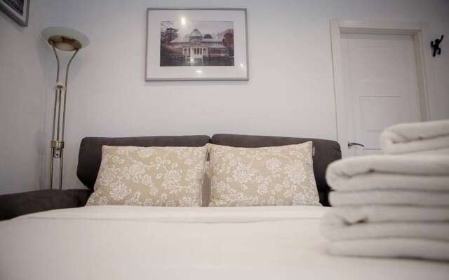 Lovely & Chic one bed Apartment Next to El Prado
