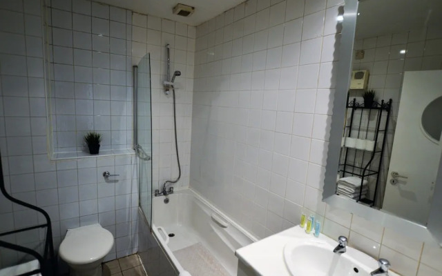 MetroStays - Stephen's Green 7-1