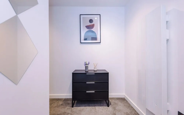 Hilltop Serviced Apartments - Piccadilly