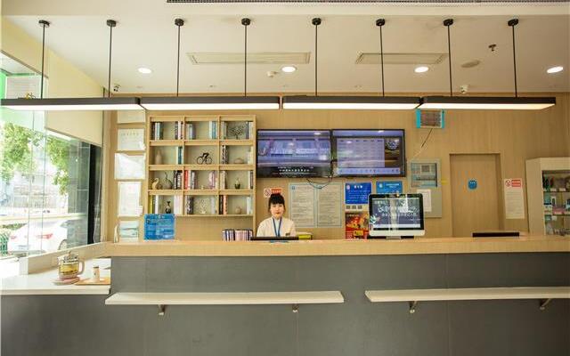 Jtour Inn Nanchang Bayi Avenue Qingshan Road