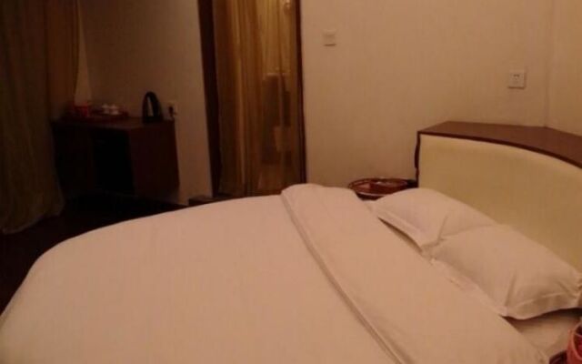 Zhangjiagang Newstay Vogue Hotel