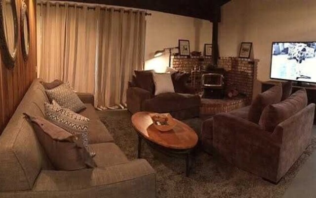 Mammoth S #228 2 Bedroom Condo