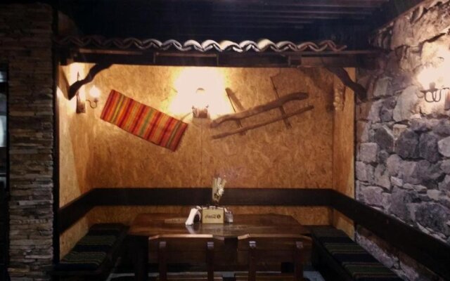 Family hotel Valchanovata Kashta