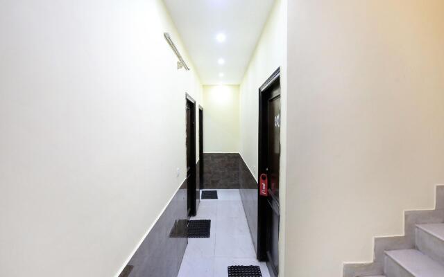 OYO 10362 Hotel Milan Inn
