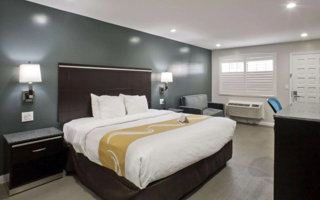 Bay Area Inn & Suites