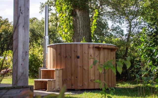 Tiny Cabin with Hottub I 4 p