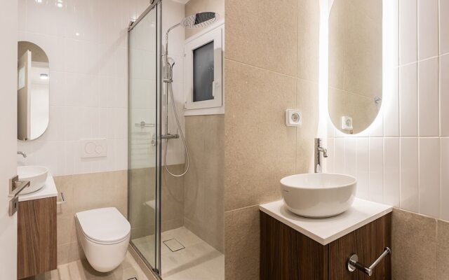 Petite 1BR Apartment in Exarchia