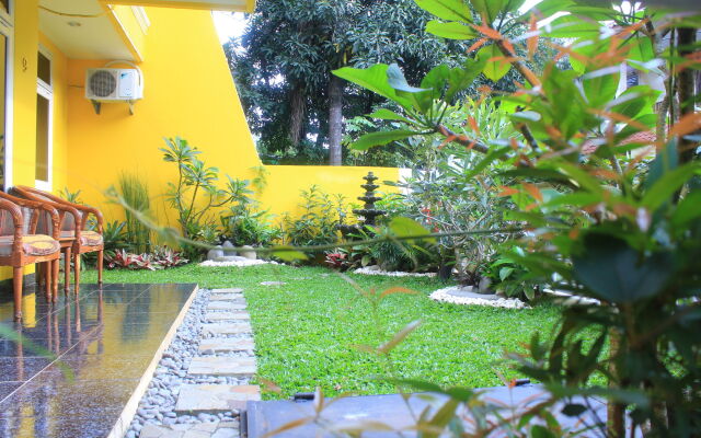 Cendana Mulia Hostel