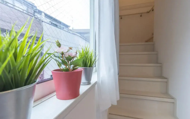 Mare House-1F