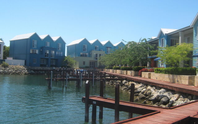 C Mandurah