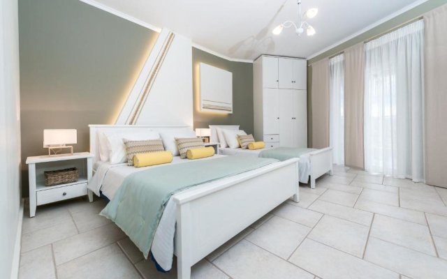 Arkadia Luxury Hotel Apartments