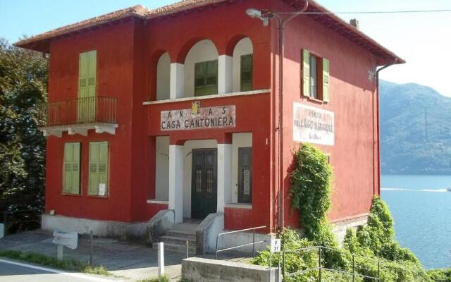 Vanni's House (Adults Only)