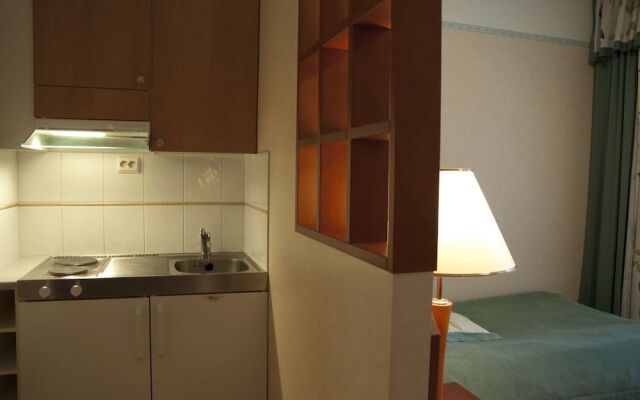 Hotel Fjalar