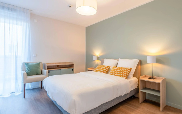 Quality Suites Moissy-Cramayel