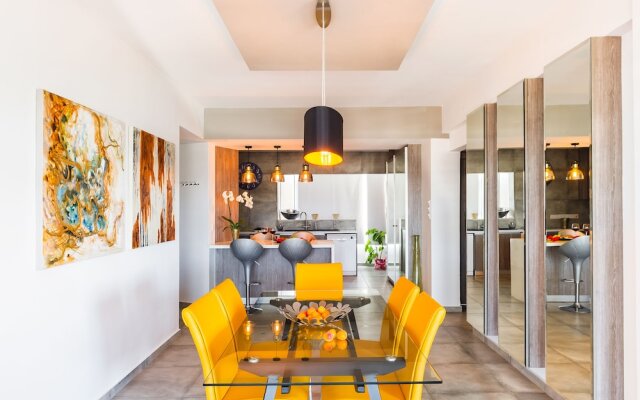 Levanco City Sea Business Suite