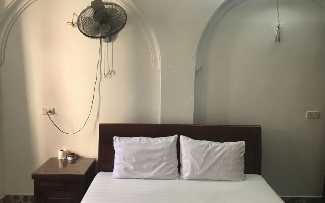 Bich Thuy Motel by OYO Rooms
