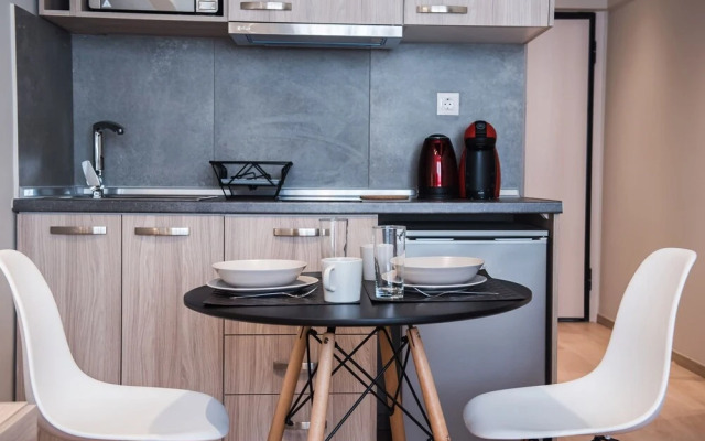 Aura Studios by halu! Apartments