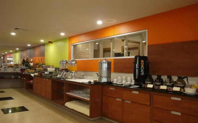 Long Beach Cha-Am Hotel