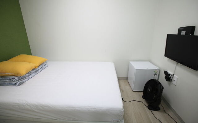 Myeong Dong Tomato Guest House