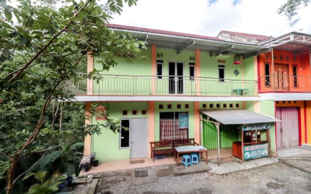 Serut 2 Homestay By Zuzu