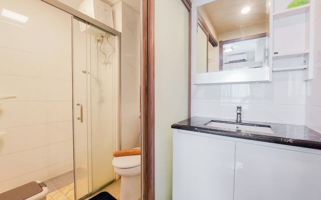 Well Appointed And Fancy 2Br At Sky House Bsd Apartment