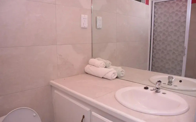 Hillview Apartments