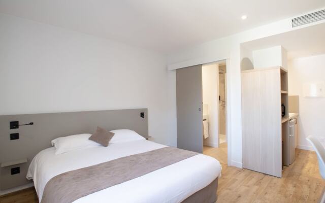 Logis les Cepages-Restaurant le Raisin