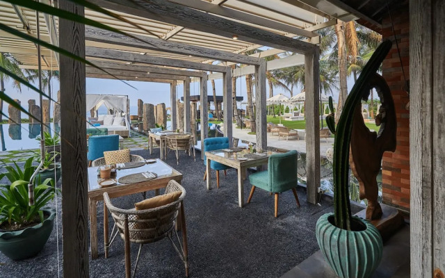 The Royal Purnama Art Suites & Villas