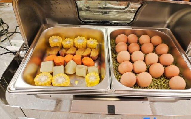 Ease Hotel (ShizuishanDawukou Pedestrian Street)