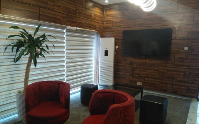 Willowwood Hotel Owerri