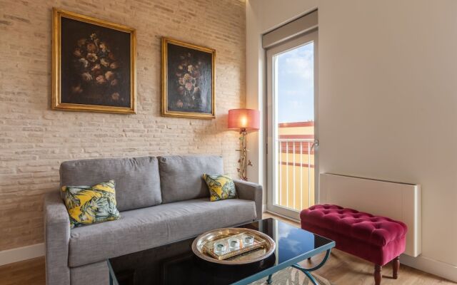 Sevilla Alquila Suites Jardines de Murillo con piscina climatizada