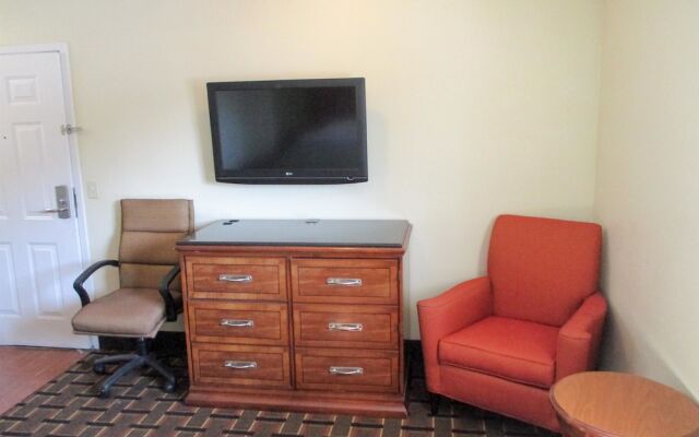 Motel 6 Savannah, GA