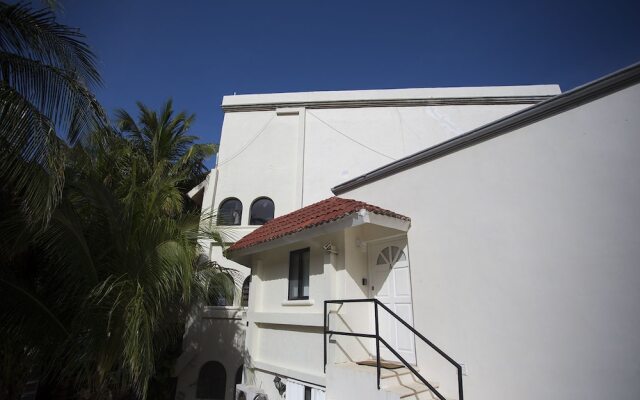 Tu Casa En Zona Hotelera a una Cuadra de la Playa