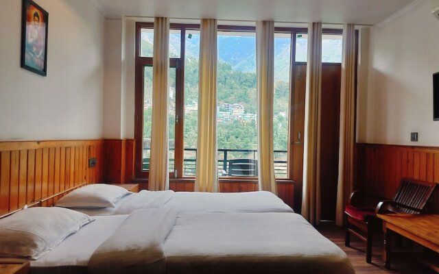 Oyo 6962 Hotel Wood Castle