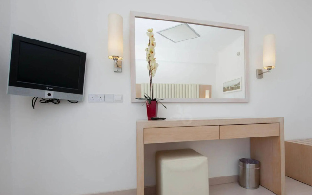 Vrissiana Boutique Beach