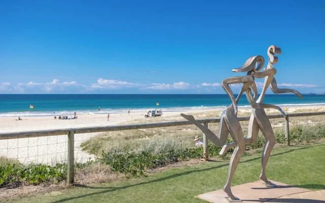 Surfsong on Miami Beach