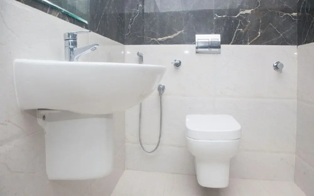 The Baron By OYO Rooms