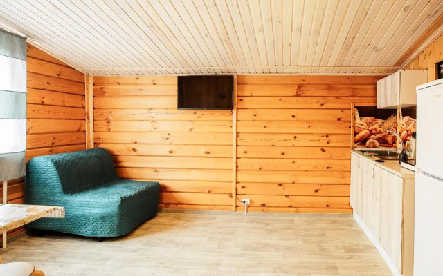 Медведь и Ягодка