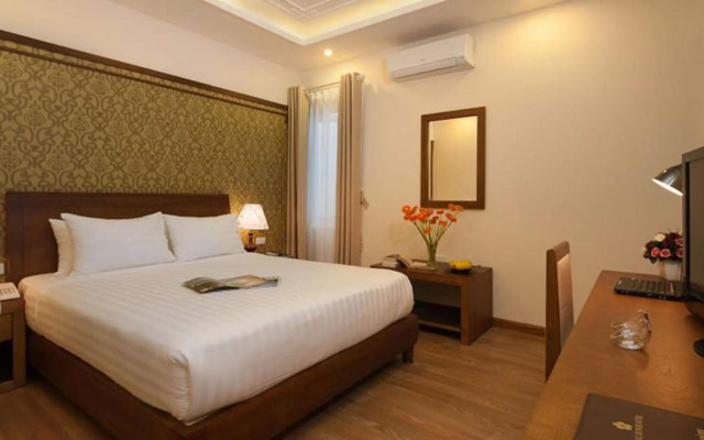 La Palm Hotel
