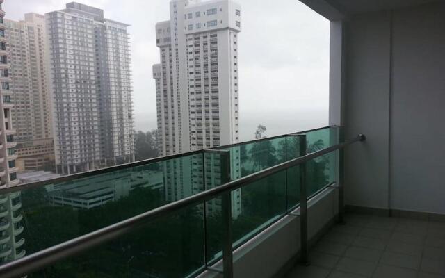 Mansion One Service Suite