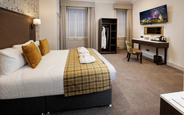 New Town Hotel
