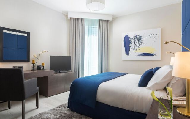 Centara West Bay Hotel & Residences Doha