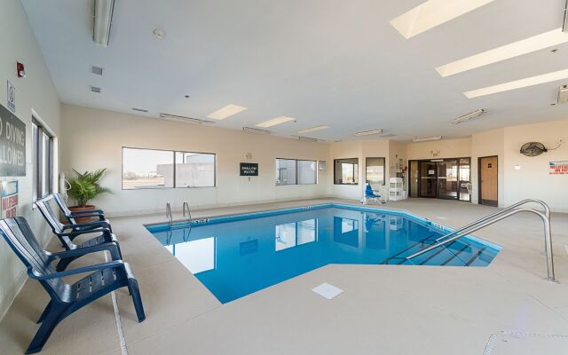 Red Roof Inn St Louis - Troy, IL