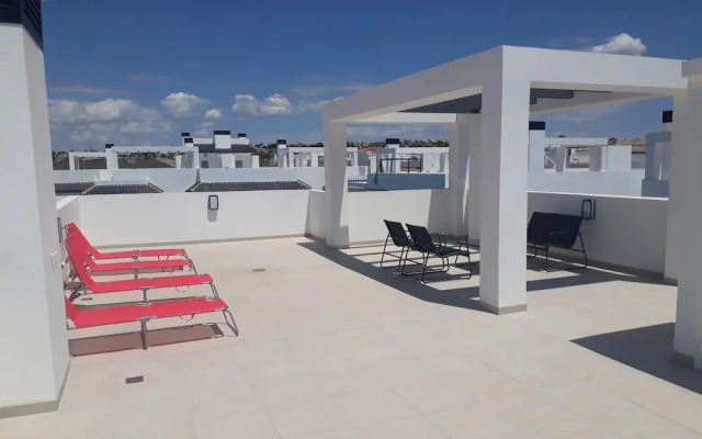 Sunset Paradise - Sleeps 4, Pool, Terrace & Views