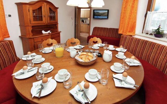 Cozy Holiday Home with Infrared Sauna in Salzburg