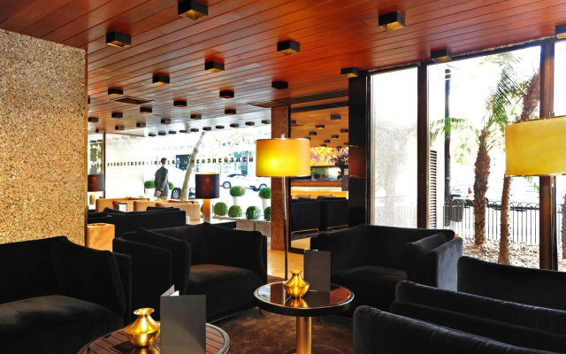 Altis Grand Hotel - photo 2