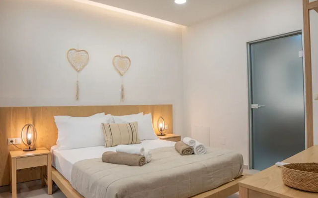 Avelia Luxury Villa With Private Pool