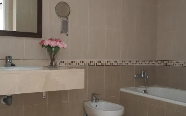 Golf Fields Apt, Seaview, Pool, Free Parking